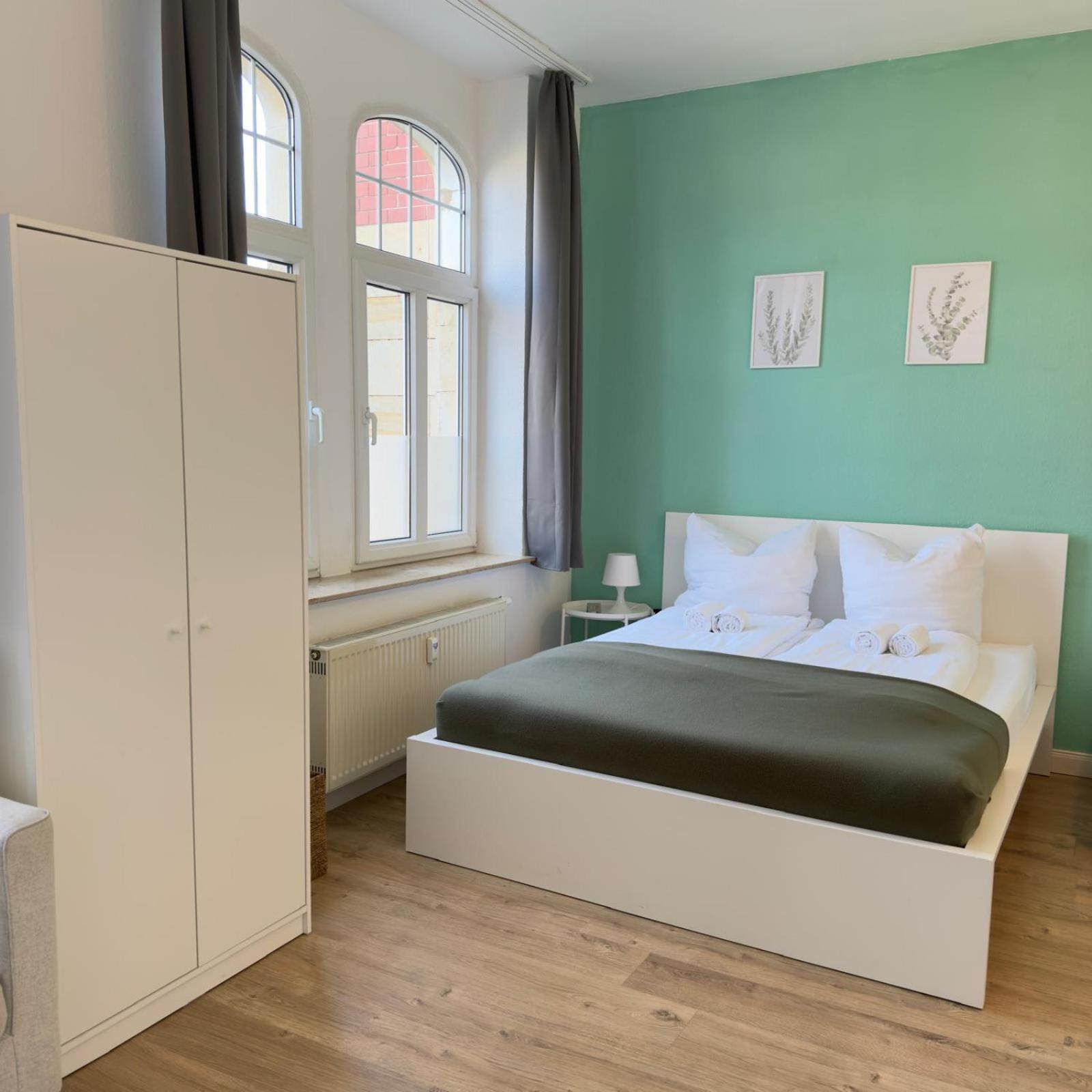 Raha Apartments - Charmantes Studio-Apartment - Hbf - Gratis Parkplatz Érfurt Exterior foto