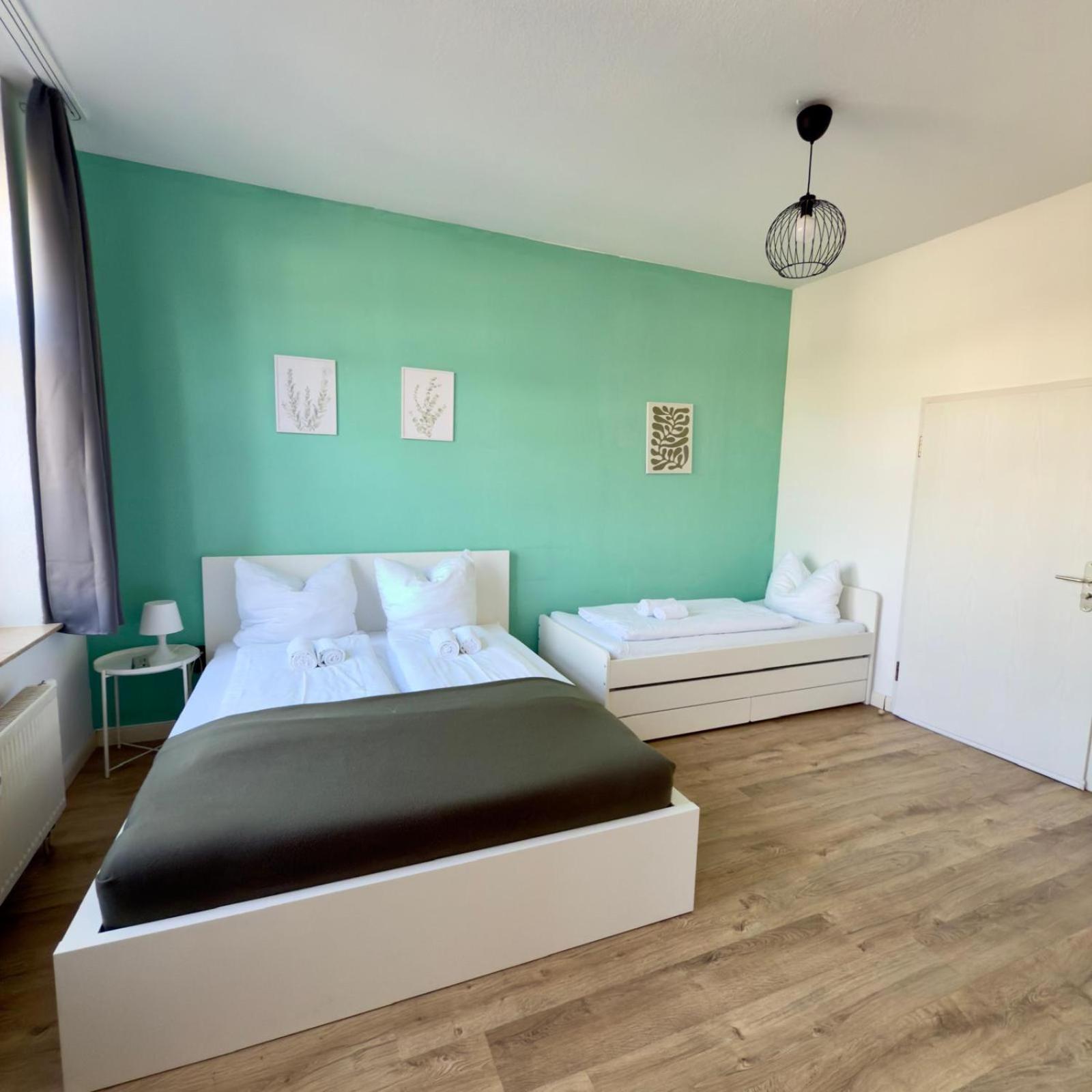 Raha Apartments - Charmantes Studio-Apartment - Hbf - Gratis Parkplatz Érfurt Exterior foto